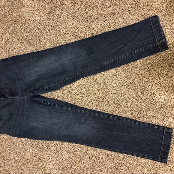 Women’s Classic Duluth Trading Company Blue Jeans / Size 10 / Bootcut - Picture 6 of 6
